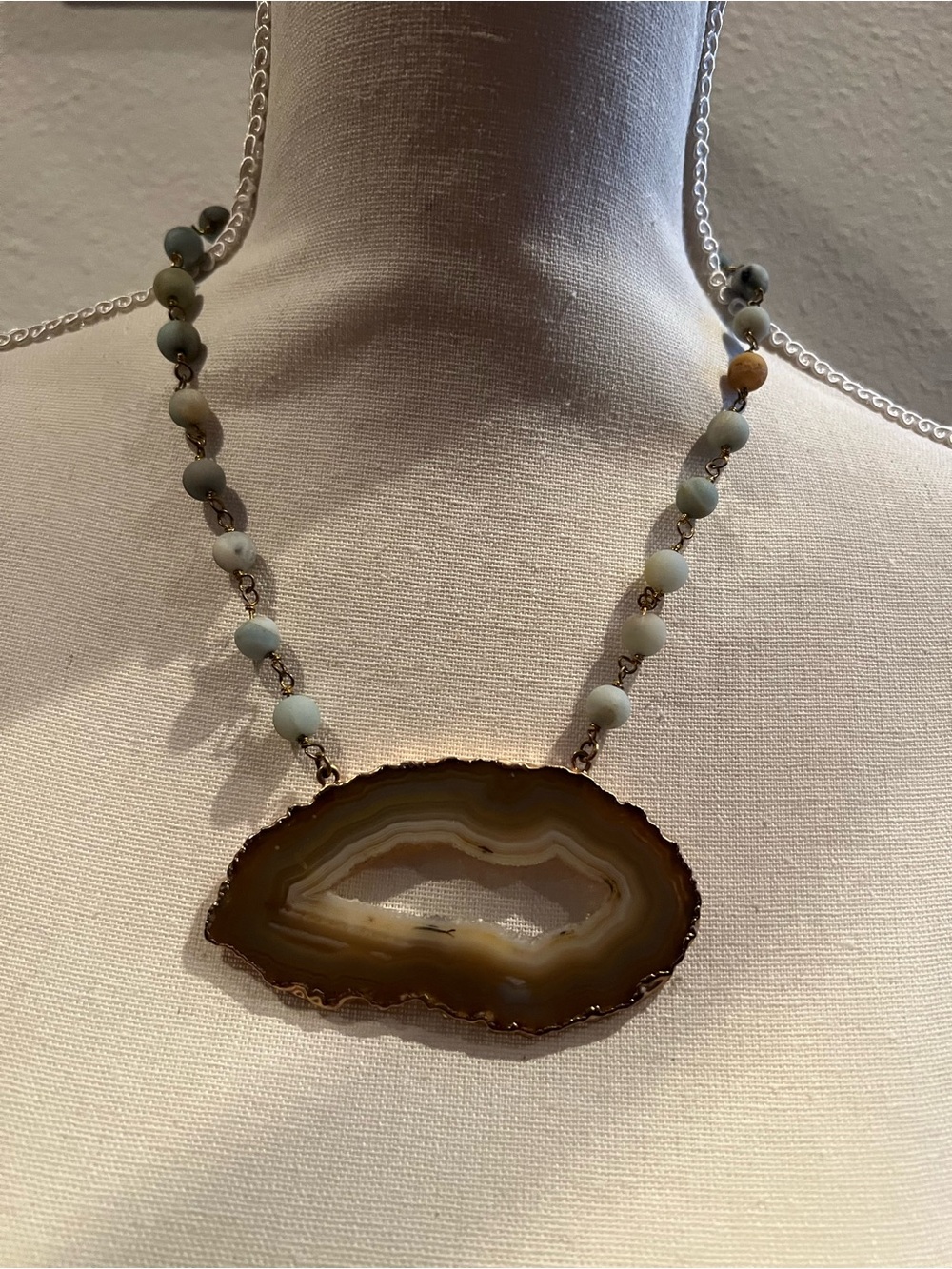 Natural Brown Agate Slice Necklace with Pale Green Bead Chain